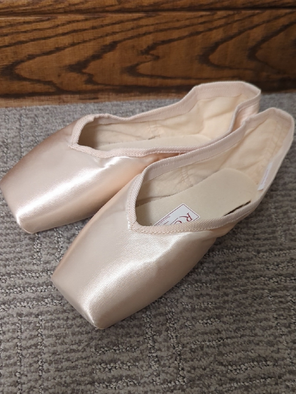 RClass Pointe shoes- ALMAZ size 38 w5 v2 Flexible Soft Shank
